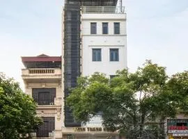 Toàn Thắng Hotel - 423 Ngô Gia Tự, Long Biên - by Bay Luxury