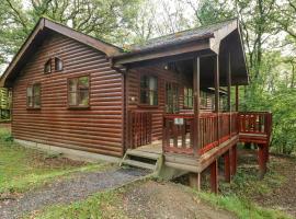 Acorn Lodge, holiday home in Mydrim