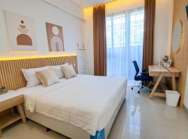 Olivia SOHO Guest House: Legian şehrinde bir pansiyon