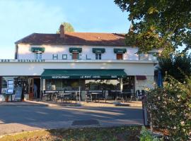 Auberge du pont canal, hotel berdekatan Briare Aqueduct, Briare