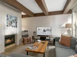 009 Vail International condo