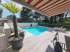 Villa Comète - Maison de famille avec piscine
