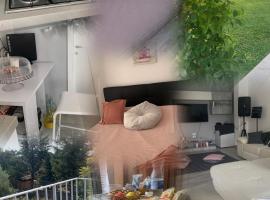 Camera con bagno privato, помешкання типу "ліжко та сніданок" у місті Ragalna