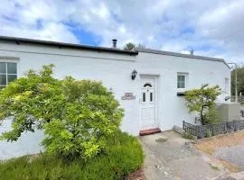 Pass the Keys Traditional Scottish Cottage in Beautiful Location