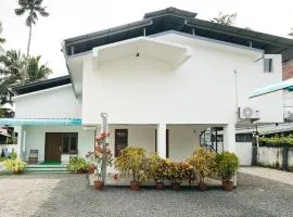 Altrove AC Studio Apartment