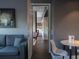 B-aparthotel Kennedy, serviced apartment in The Hague