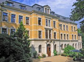 Sächsisches Gemeinschafts-Diakonissenhaus ZION e. V., hotel s parkováním v destinaci Aue