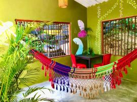 Sierra Kay Hostel: Guachaca'da bir otel