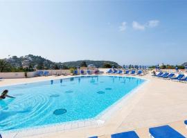 Pool , 150m to beach, seaview: Villefranche-sur-Mer şehrinde bir daire