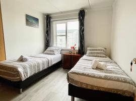 G-1215 apartment, bed and breakfast en Ytri-Njarðvík
