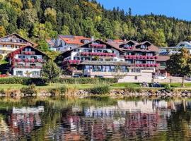 Seehotel Hartung & Ferienappartements, hotel v destinácii Füssen