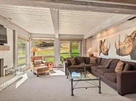Enclave 205, Snowmass Ski-In/Ski-Out Condo w/Shared Pool/Hot Tub/Gym/WiFi