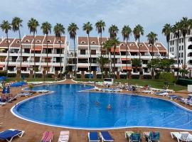 Parque Santiago 2 Luxury Apartment, lodging in Playa de las Americas