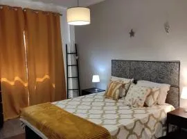A Casa da Nocas- Quarto Yellow