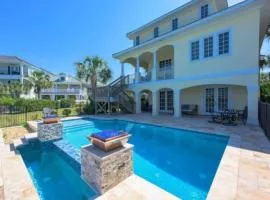 New Beachcombers at Luxurious Cinnamon Cove with Pool