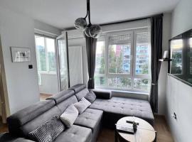 Greywood relax apartment, lággjaldahótel í Zagreb
