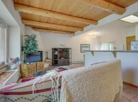 Cozy Amalia Cabin about 3 Mi to Endless Blue Resort