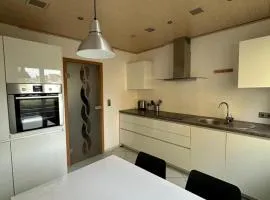Appartement MaVie - Für Gruppenreisen Schöne Wohnung mit vier Schlafzimmern