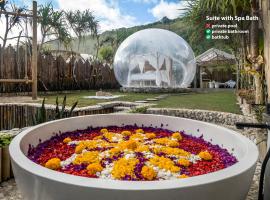 Bubble Hotel Nyang Nyang - Adults only: Uluwatu, Uluwatu Tapınağı yakınında bir otel