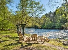 Happy Jacks Cabin on River with Deck and Game Room!