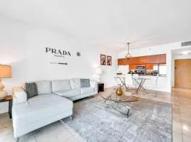 Modern 1 Bed in the Heart of Brickell With Free Parking