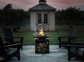 The Little White Haus, khách sạn ở Niagara on the Lake