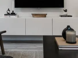 The Little White Haus