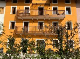 Old B&B, hotel v destinaci Cesiomaggiore