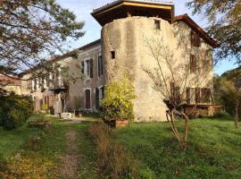 Les toits de Miramont，位于Montesquieu-Avantès的酒店