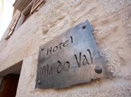 Hotel Vila do Val โรงแรมราคาถูกในO Valadouro