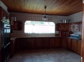Emakhonkosi Guest House: Secunda şehrinde bir otel