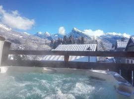 Chalet Pomet, hotel sa Morillon