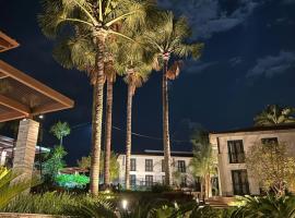 Quinta de Santa Barbara Eco Resort, курортний готель у місті Піренополіс