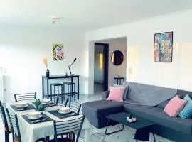 Jacque's Boutique Suite