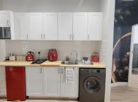 Pepper Korrel - Paarl - Self Catering Apartment