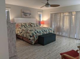 LUX VILLAs on beautiful Palmer Ranch, Hotel in Vamo