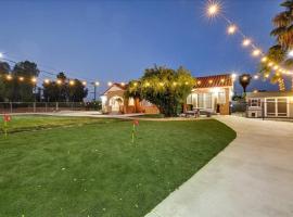 Family/Pet friendly home-Redlands-CA, cheap hotel in Redlands