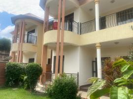 ADRIEL HOMES WOODLAND CENTEr: Kigali, Kigali Golf Club yakınında bir otel