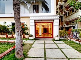 De Crown Luxury Hotel