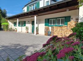 Villa Romy mit 3 Gästezimmer, apartment in Bad Ischl