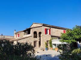 Mas La belle Ambroise - Chambres d'hôtes et Gîte, guesthouse kohteessa Saint-Ambroix