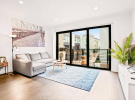 Lifestyle 3 Bedrooms Townhouse In Port Melbourne# 178PM, hotel with parking in Melbourne