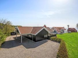 Nice Home In Haderslev With Kitchen, hotel din Kelstrup Strand