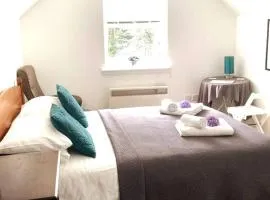 Kirriemuir -1Bed Apartment -Sleeps 2 -Pet Friendly