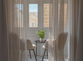 Maria Rosa Suites, hotel a Victoria