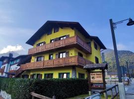 Garnì Bonsai, hotel em Pinzolo