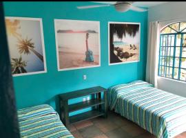 Surf N Roll House, hotel em Sayulita