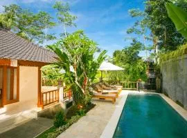 Pesantian Villa and Warung