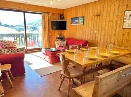 Appartement spacieux aux Gets, pied des pistes, balcon sud-ouest, 2 chambres, coin cabine, garage, WiFi - FR-1-623-81