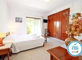 A66 - Pedra Alcada Stays Bedroom